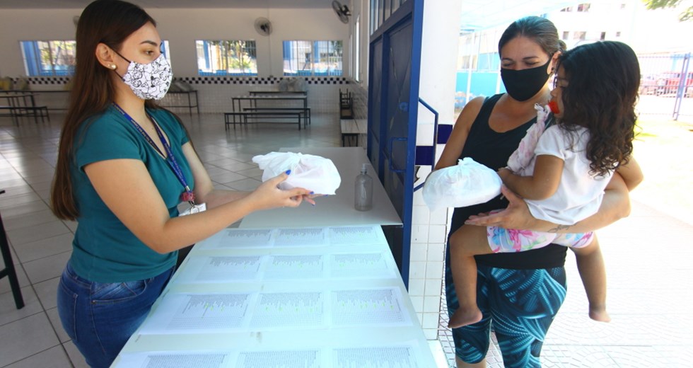 Escolas de São José dos Campos distribuem mais de 2,9 milhões de refeições na pandemia