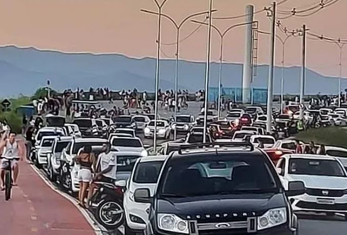 Mirante do Quiririm será interditado após aglomeração no fim de semana