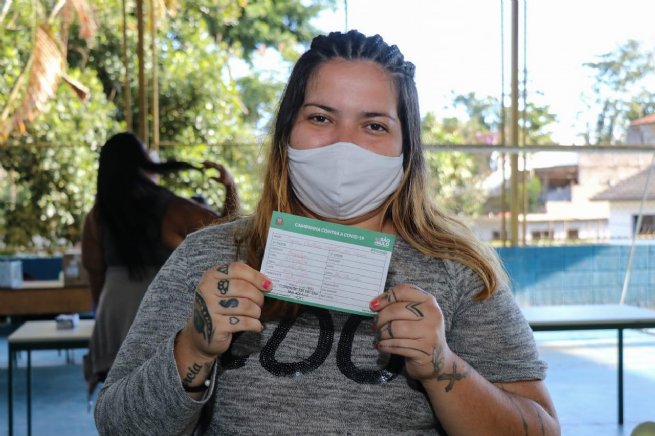 São Sebastião é a primeira cidade do Brasil a iniciar a vacinação contra a Covid-19 de pessoas com comorbidades a partir dos 18 anos