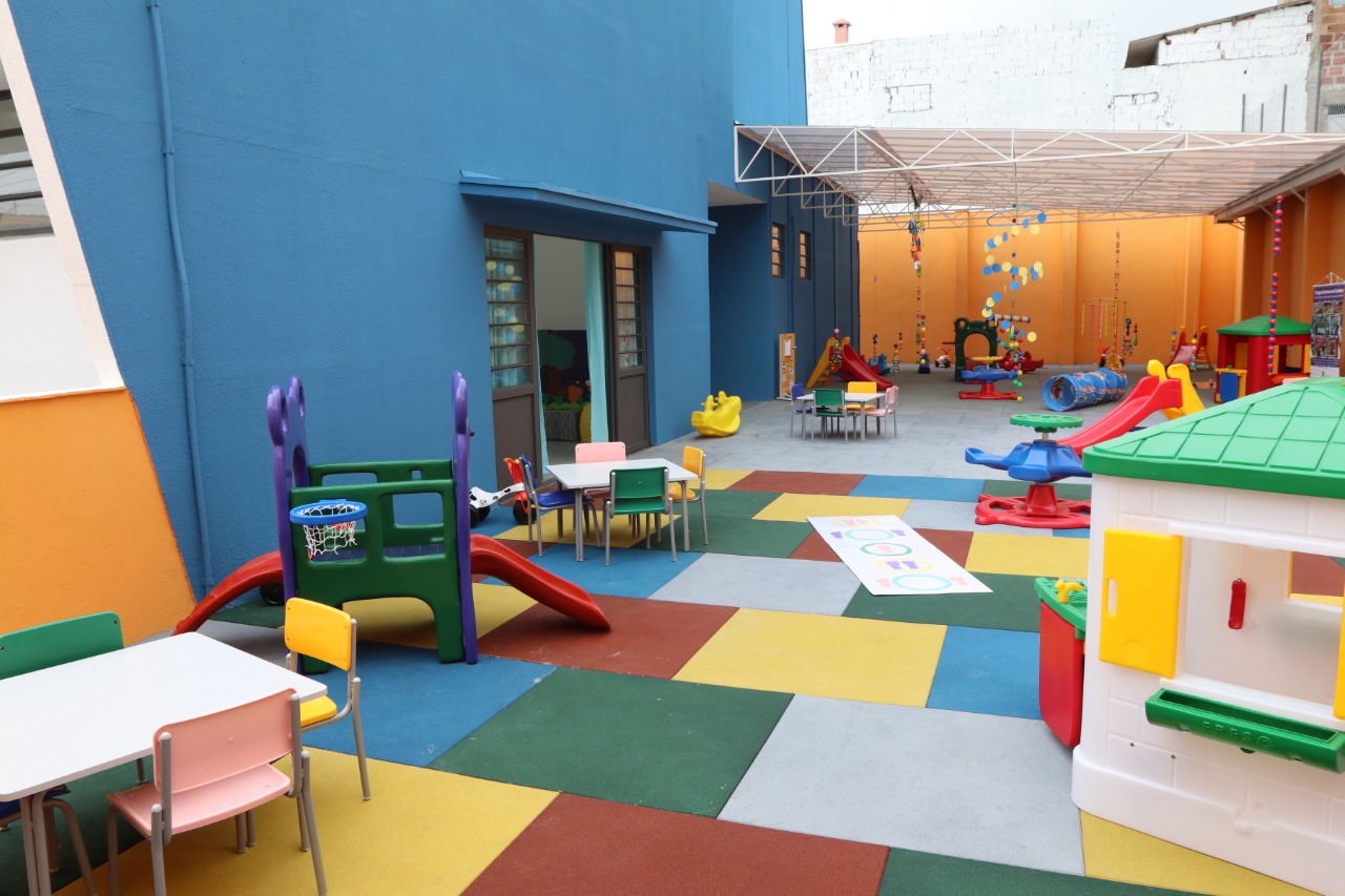Jacareí inaugura creche no Parque Imperial que leva nome de professora que faleceu pela Covid-19