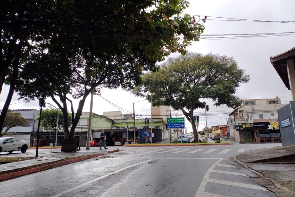 Obra altera trânsito na região sul de São José dos Campos