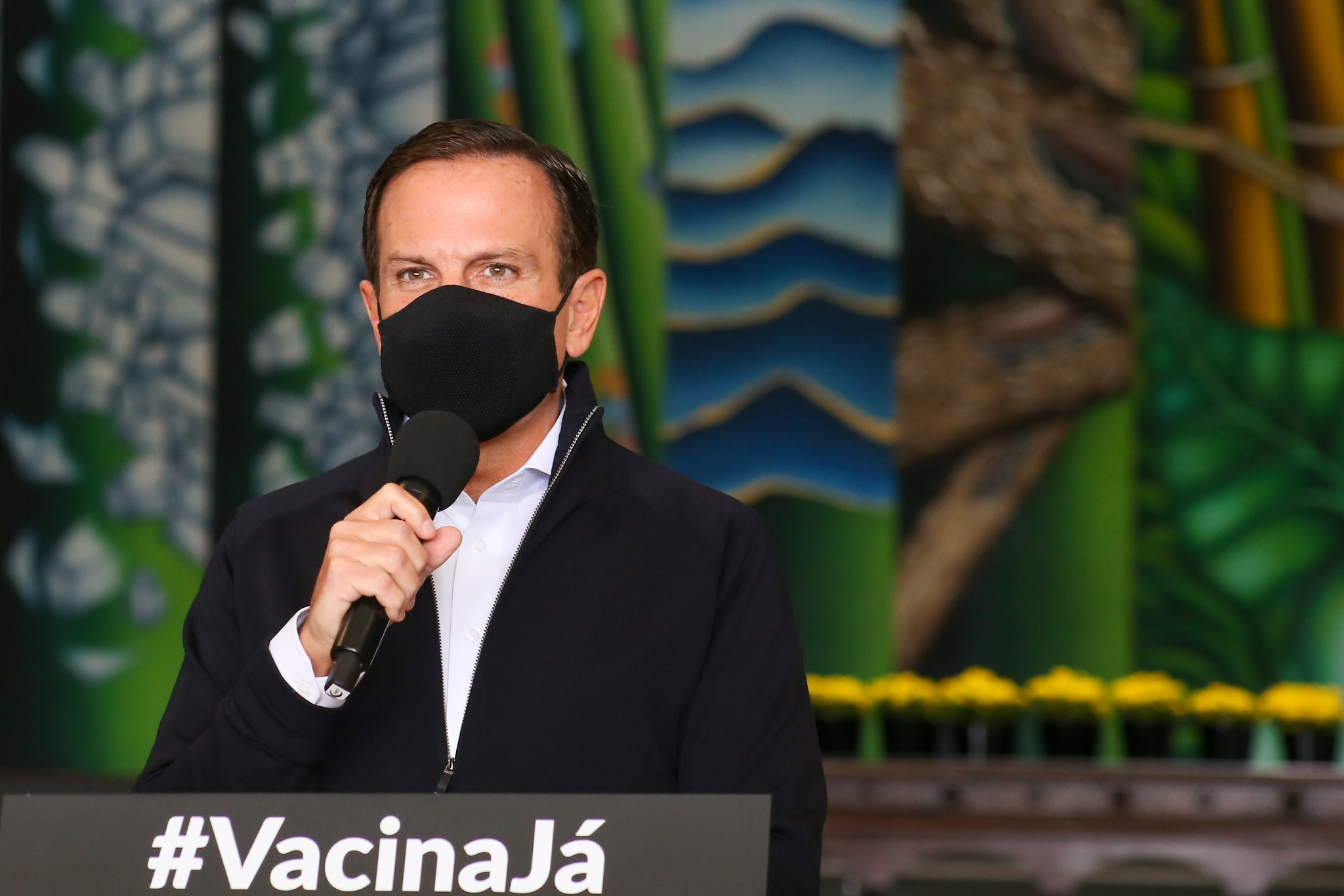 Governo de São Paulo anuncia novo plano de retomada das aulas presenciais para agosto