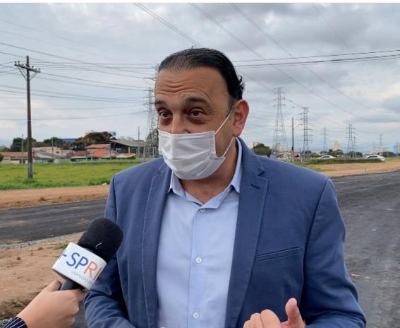 Felicio Ramuth celebra chegada de novas doses de vacina contra Covid-19 em São José dos Campos