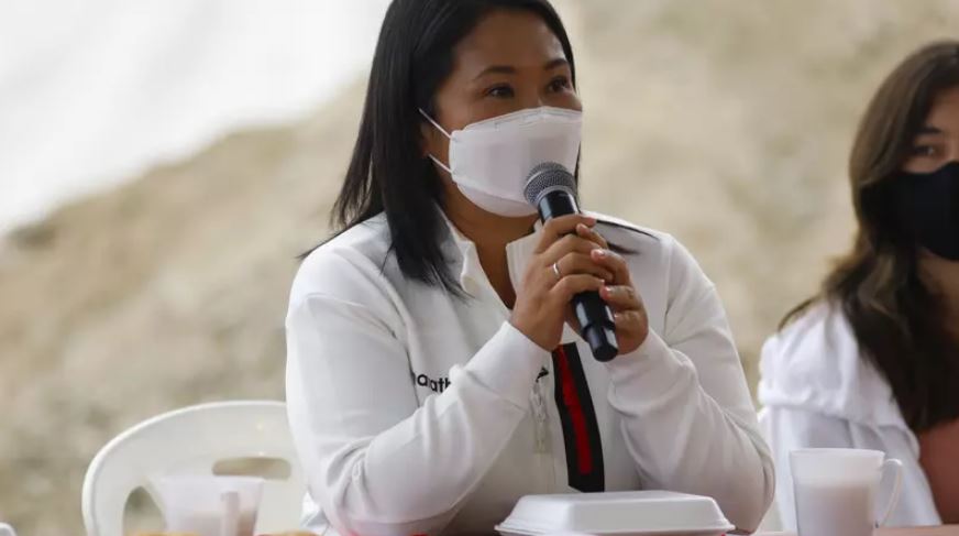 Keiko Fujimori tem vantagem estreita em apuração no Peru
