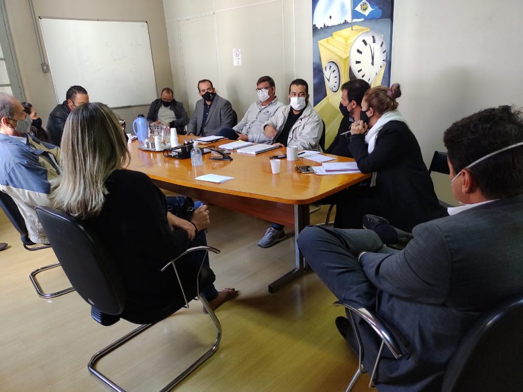 Prefeitura de Taubaté realiza reunião entre secretarias para coibir os loteamentos irregulares