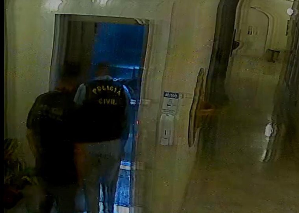 Polícia Civil investiga quadrilha de falsos policiais que roubaram R$ 500 mil em assalto em São José