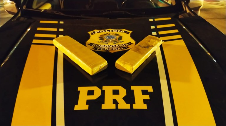 PRF apreende maconha que seria distribuída em São José dos Campos