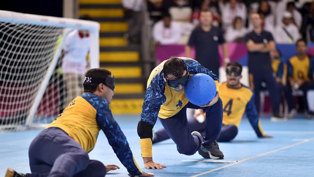 GoalBall masculino e início da natação! Confira os horários das competições paralímpicas desta terça-feira
