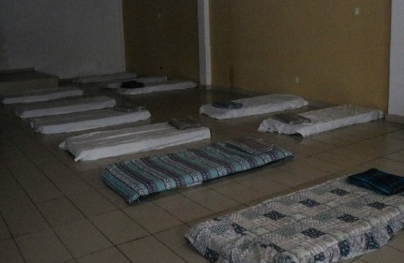 São Sebastião abriga 128 moradores de rua no Salão Paroquial da Igreja Matriz