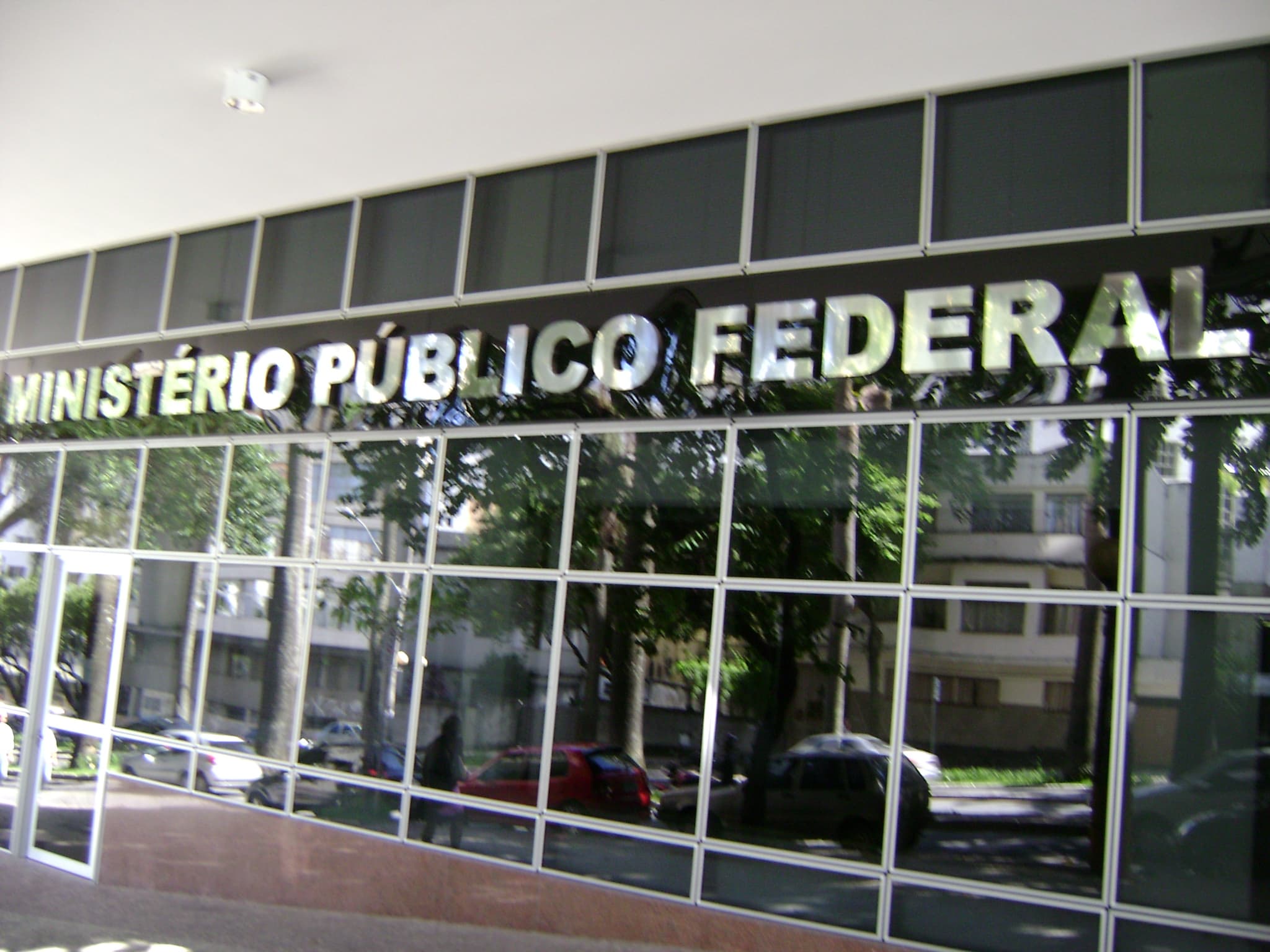 Ministério Público fecha clínica de reabilitação que mantinha 46 pessoas em cárcere privado em Pindamonhangaba