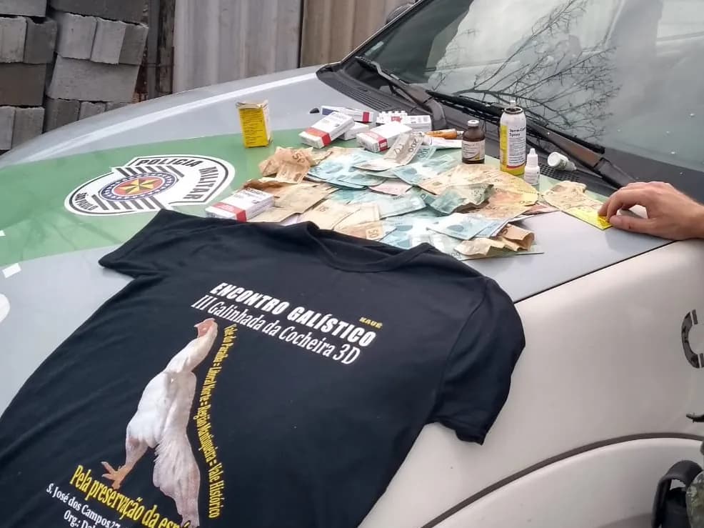 Polícia interrompe rinha de galo e aplica multa que ultrapassa R$ 1 milhão