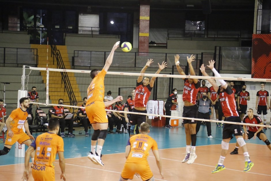 FC Vôlei São José vence o Sesi e segue 100% no Paulista