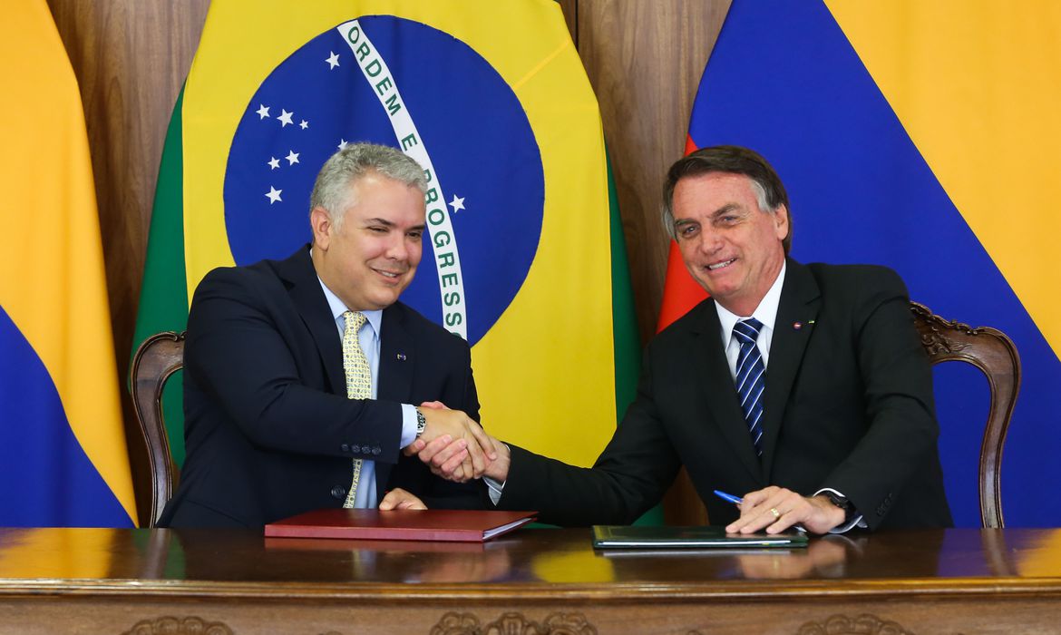 Colômbia espera US$ 1,4 bilhão de investimentos privados do Brasil
