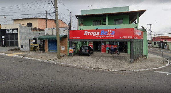 Funcionário de farmácia é baleado durante assalto em São José dos Campos